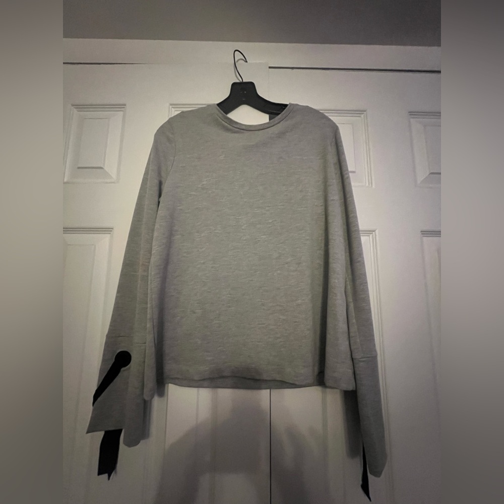 Long Sleeve Grey Shirtwith wide sleeve with Black tie and slit at wrist
